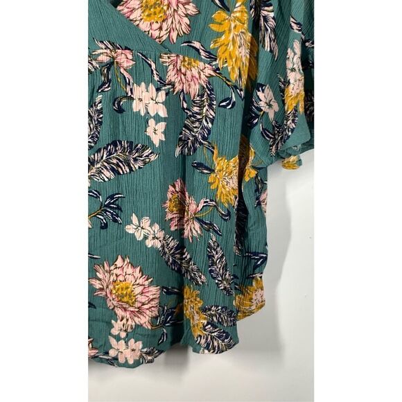 Kori America Women's Short bell Sleeve Floral V-Neck Wrap Top Multicolor Size XS - Picture 2 of 8